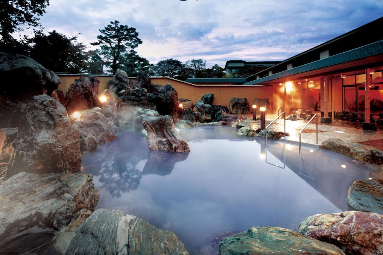 Kintarou Onsen Hotel Uozu Exterior photo