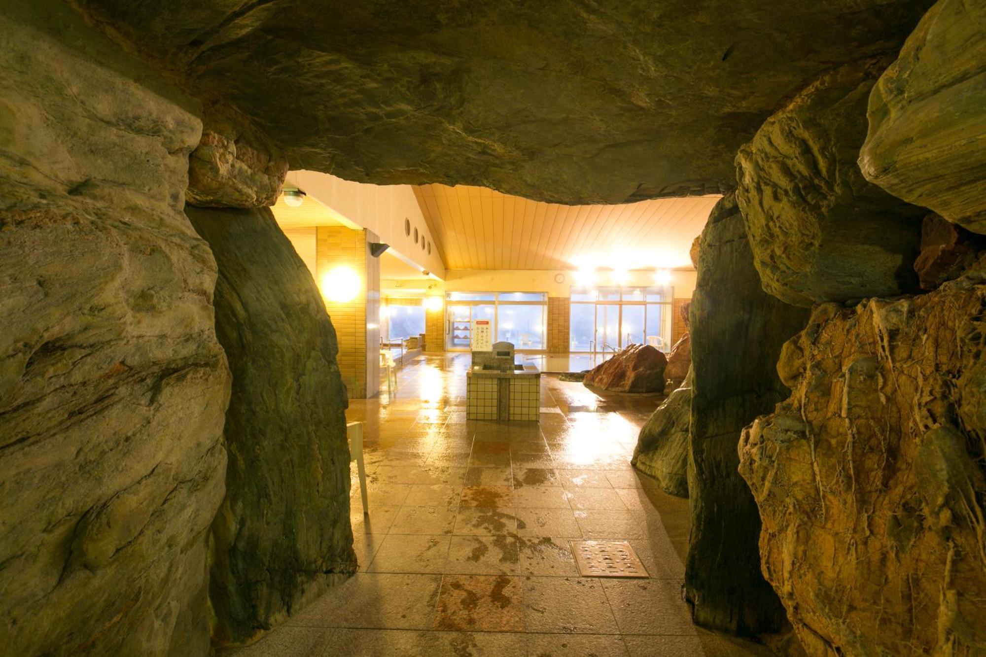 Kintarou Onsen Hotel Uozu Exterior photo
