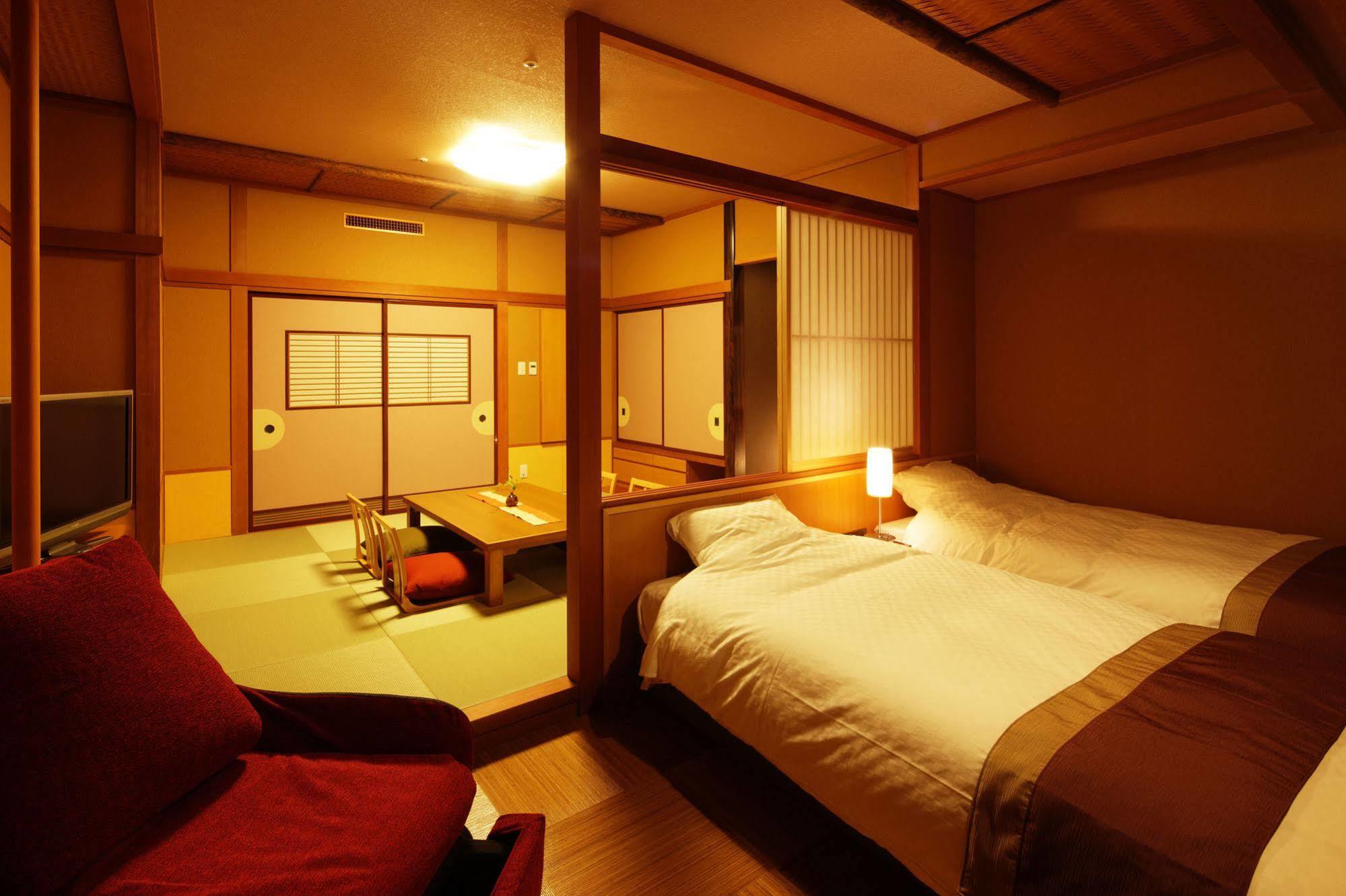 Kintarou Onsen Hotel Uozu Exterior photo